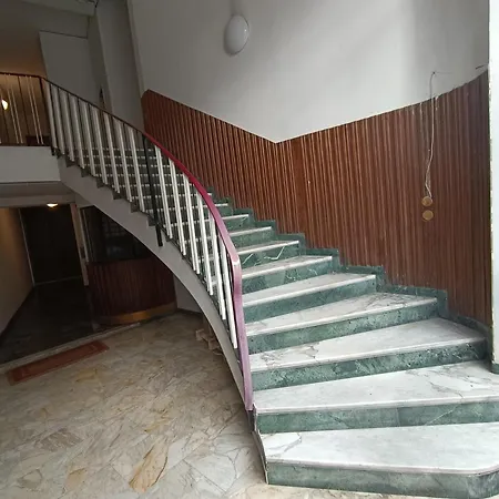 Donna Giovanna コゼンツァ